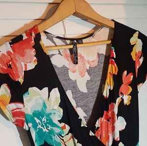 NWOT Size M floral maxi wrap dress